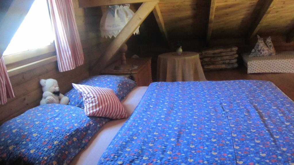 Ferienhaus Ulli Gansbach Стая снимка