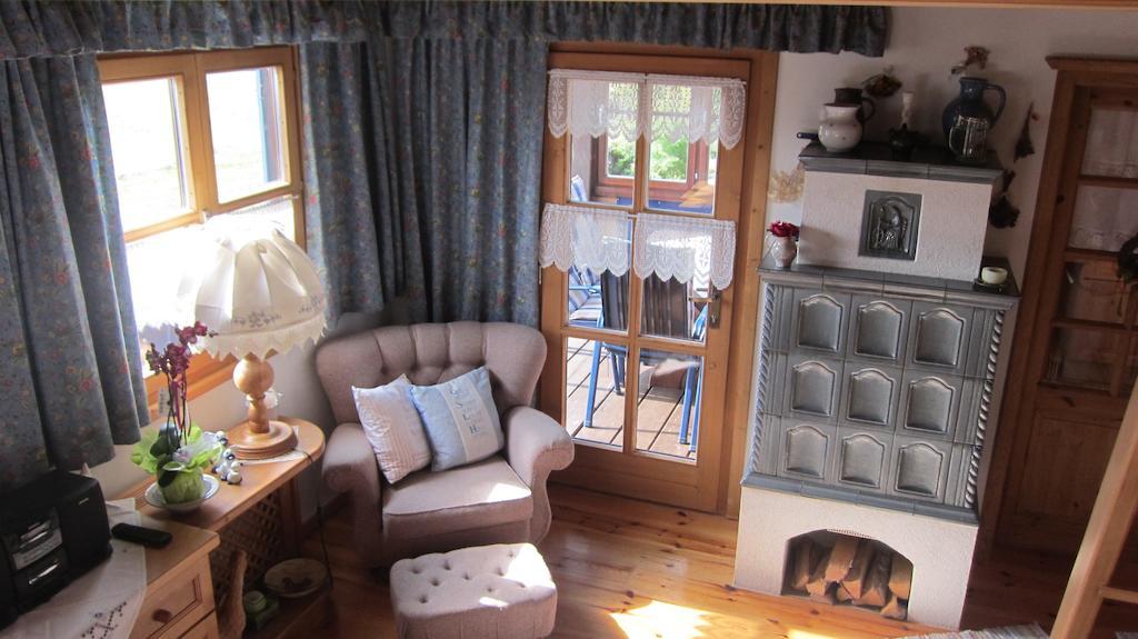 Ferienhaus Ulli Gansbach Стая снимка